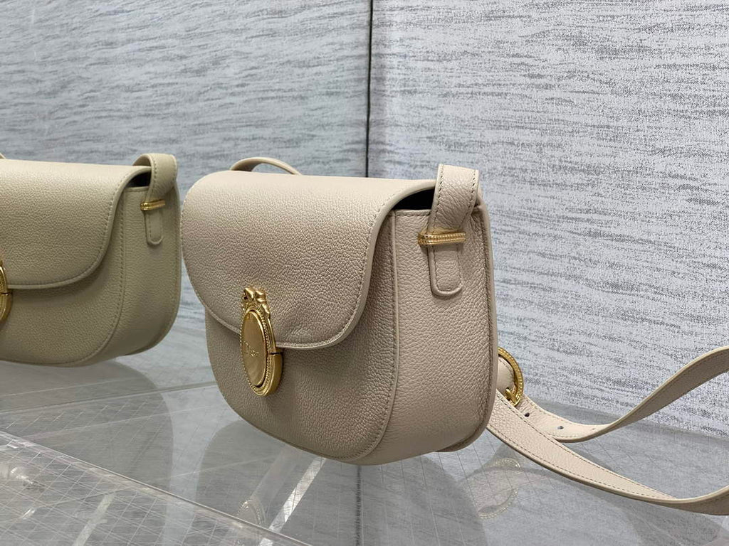 Medium Dior Médaillon Flap Bag - Beige Grained Calfskin M3920