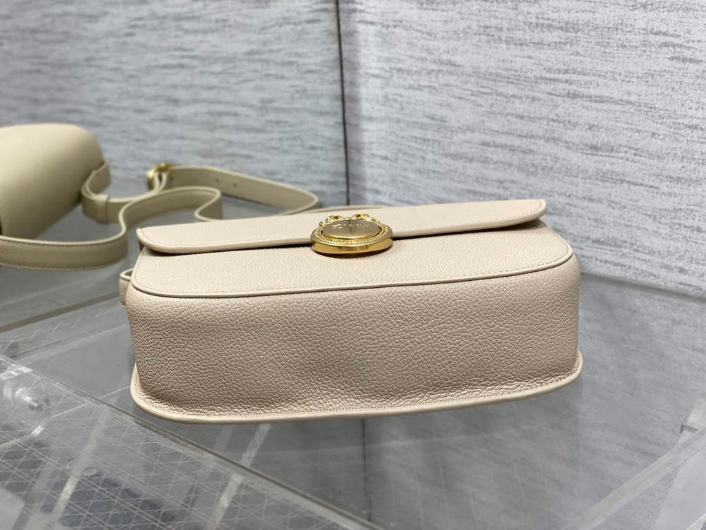 Medium Dior Médaillon Flap Bag - Beige Grained Calfskin M3920