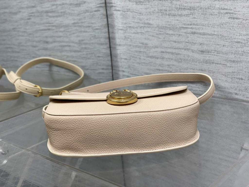 Small Dior Médaillon Flap Bag – Apricot Grained Calfskin M3919