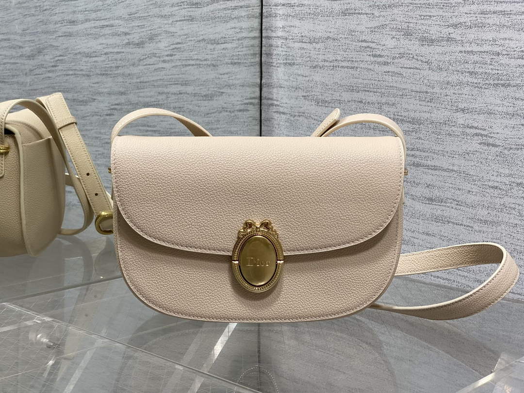 Medium Dior Médaillon Flap Bag - Apricot Grained Calfskin M3920
