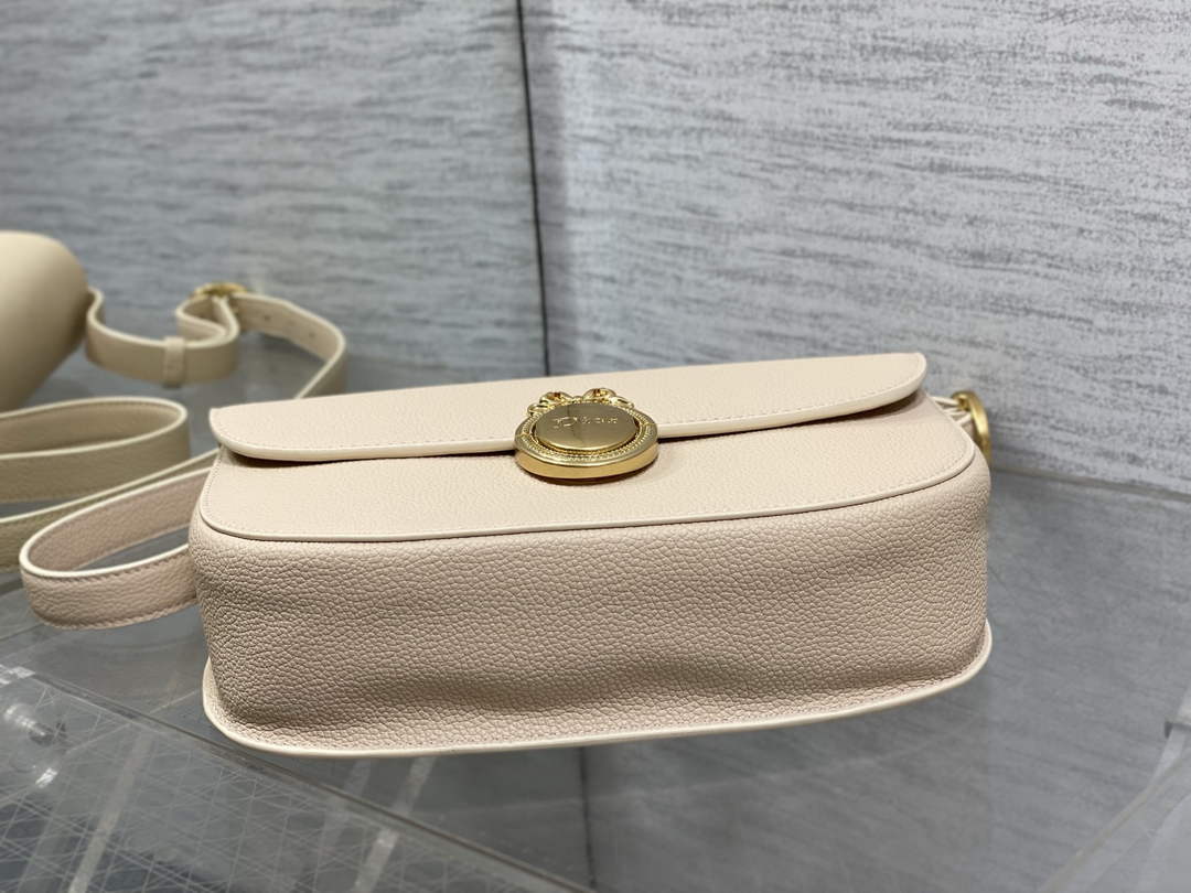Medium Dior Médaillon Flap Bag - Apricot Grained Calfskin M3920