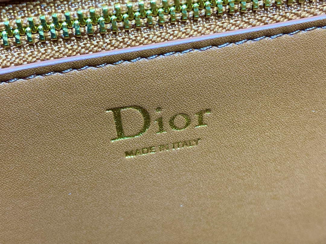 Medium Dior Médaillon Flap Bag - Brown Grained Calfskin M3920