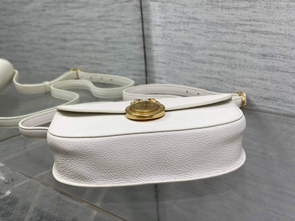 Small Dior Médaillon Flap Bag – White Grained Calfskin M3919