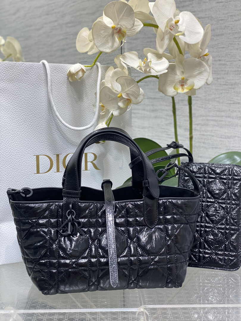 Small Dior Toujours Bag M2822 Black Macrocannage Crinkled Calfskin