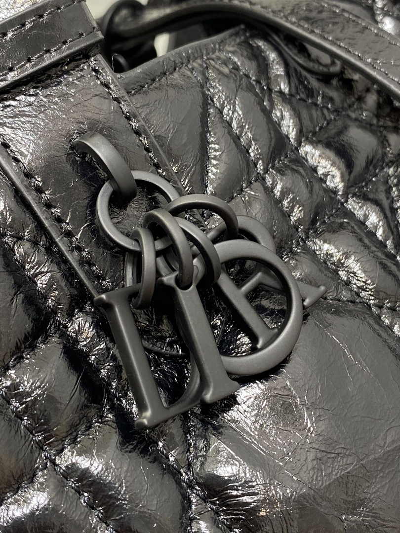 Small Dior Toujours Bag M2822 Black Macrocannage Crinkled Calfskin