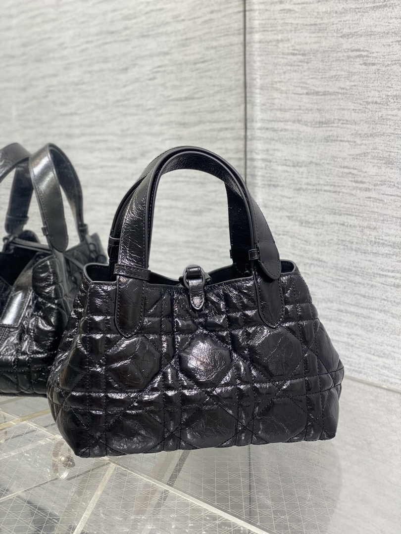 Small Dior Toujours Bag M2822 Black Macrocannage Crinkled Calfskin
