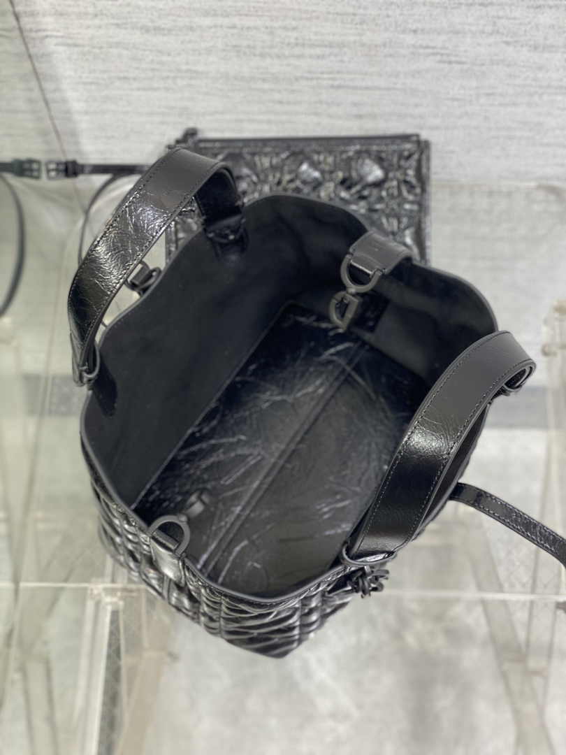 Small Dior Toujours Bag M2822 Black Macrocannage Crinkled Calfskin - Default Title - View 7