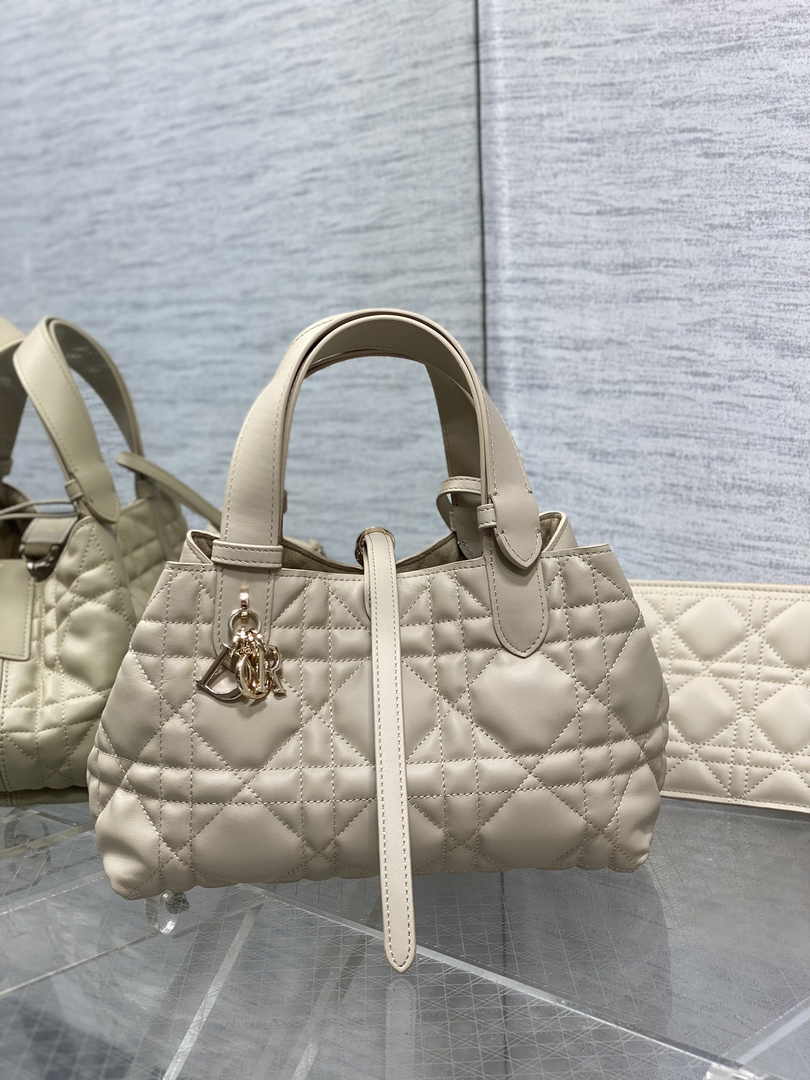 Small Dior Toujours Bag M2822 Beige Macrocannage Calfskin