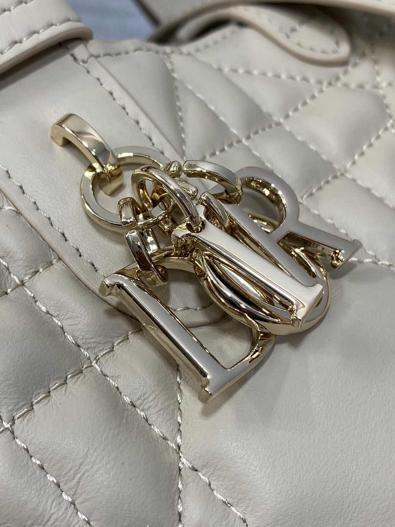 Small Dior Toujours Bag M2822 Beige Macrocannage Calfskin