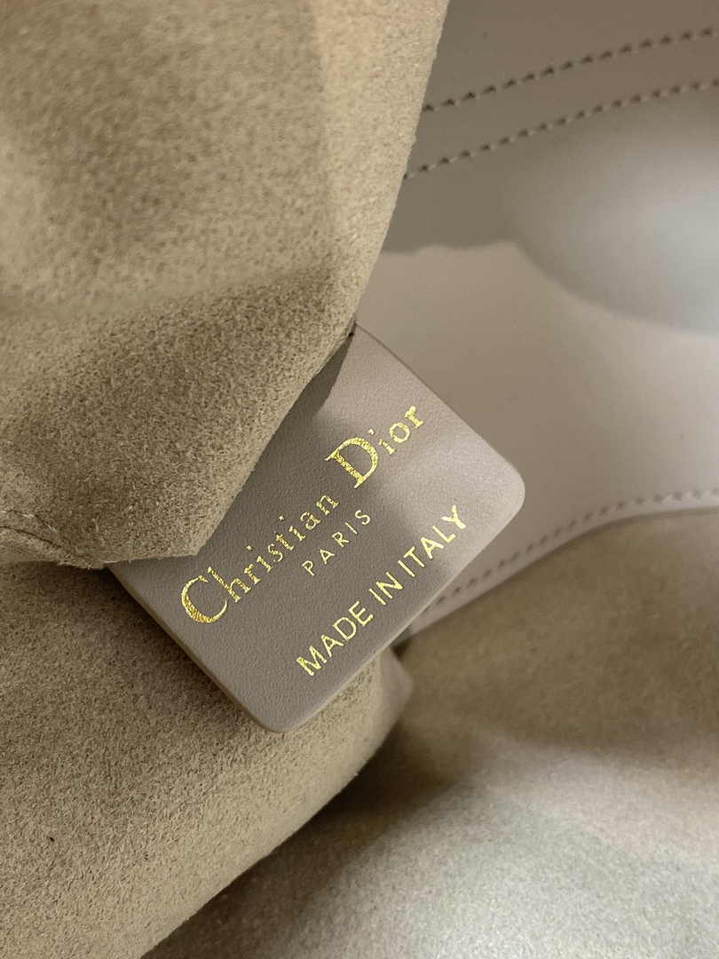Small Dior Toujours Bag M2822 Beige Macrocannage Calfskin