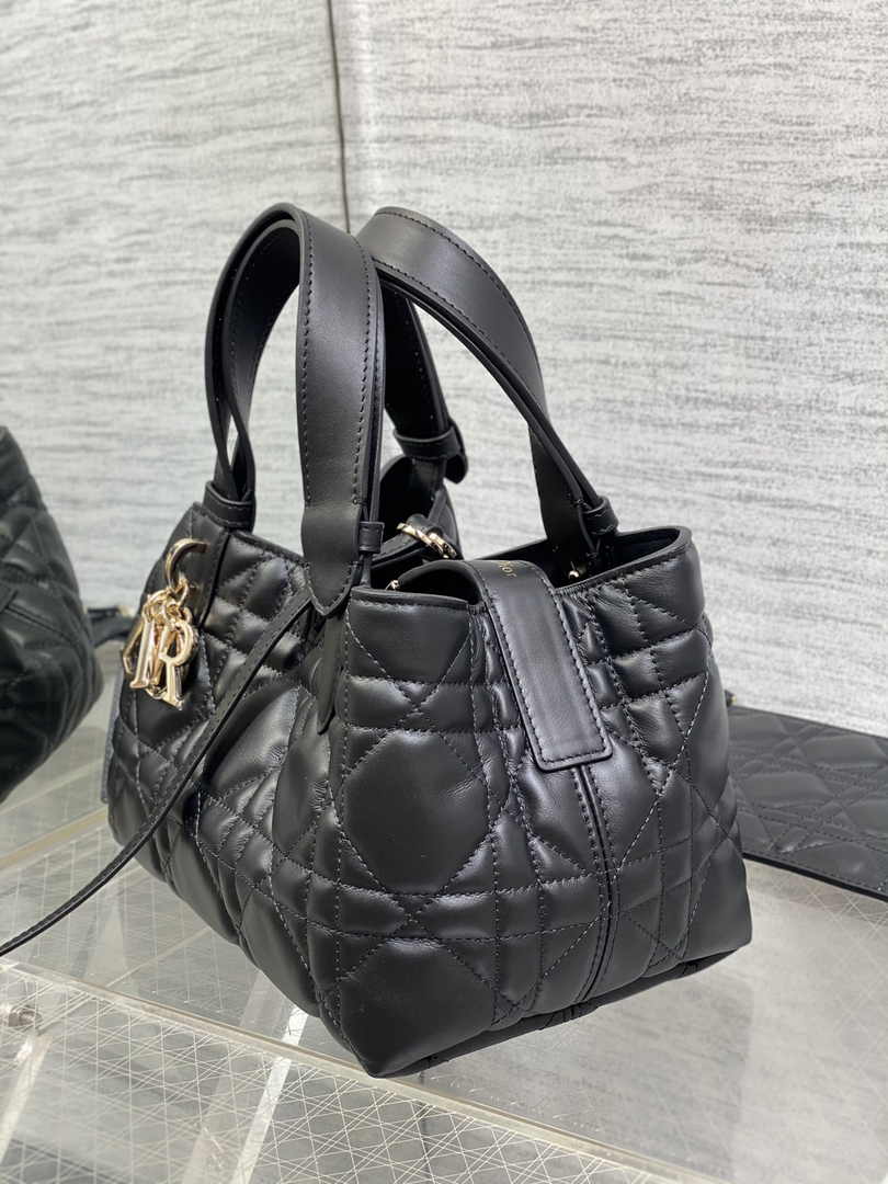 Small Dior Toujours Bag M2822 Black Macrocannage Calfskin