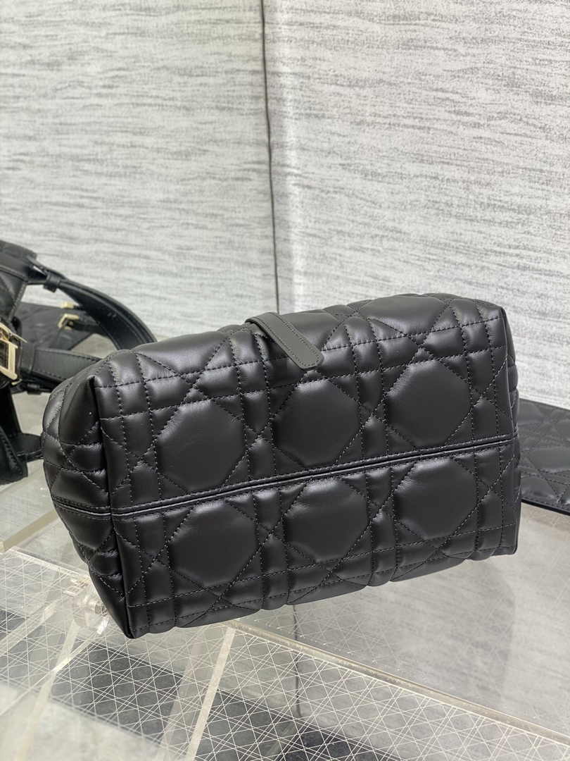 Small Dior Toujours Bag M2822 Black Macrocannage Calfskin