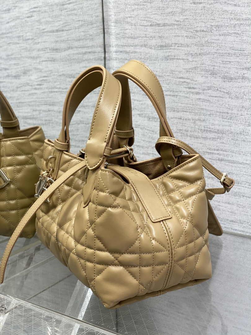 Small Dior Toujours Bag M2822 Tan Macrocannage Calfskin