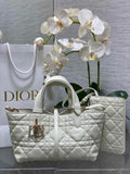 Small Dior Toujours Bag M2822 White Macrocannage Calfskin - Default Title - View 1