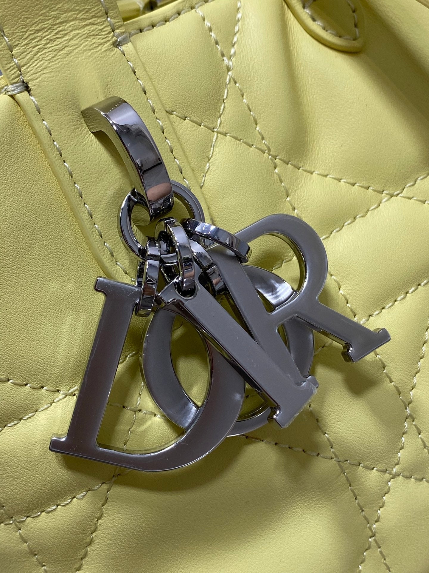 Small Dior Toujours Vertical Tote Bag - M2835 - Yellow Macrocannage Calfskin - Default Title - View 4
