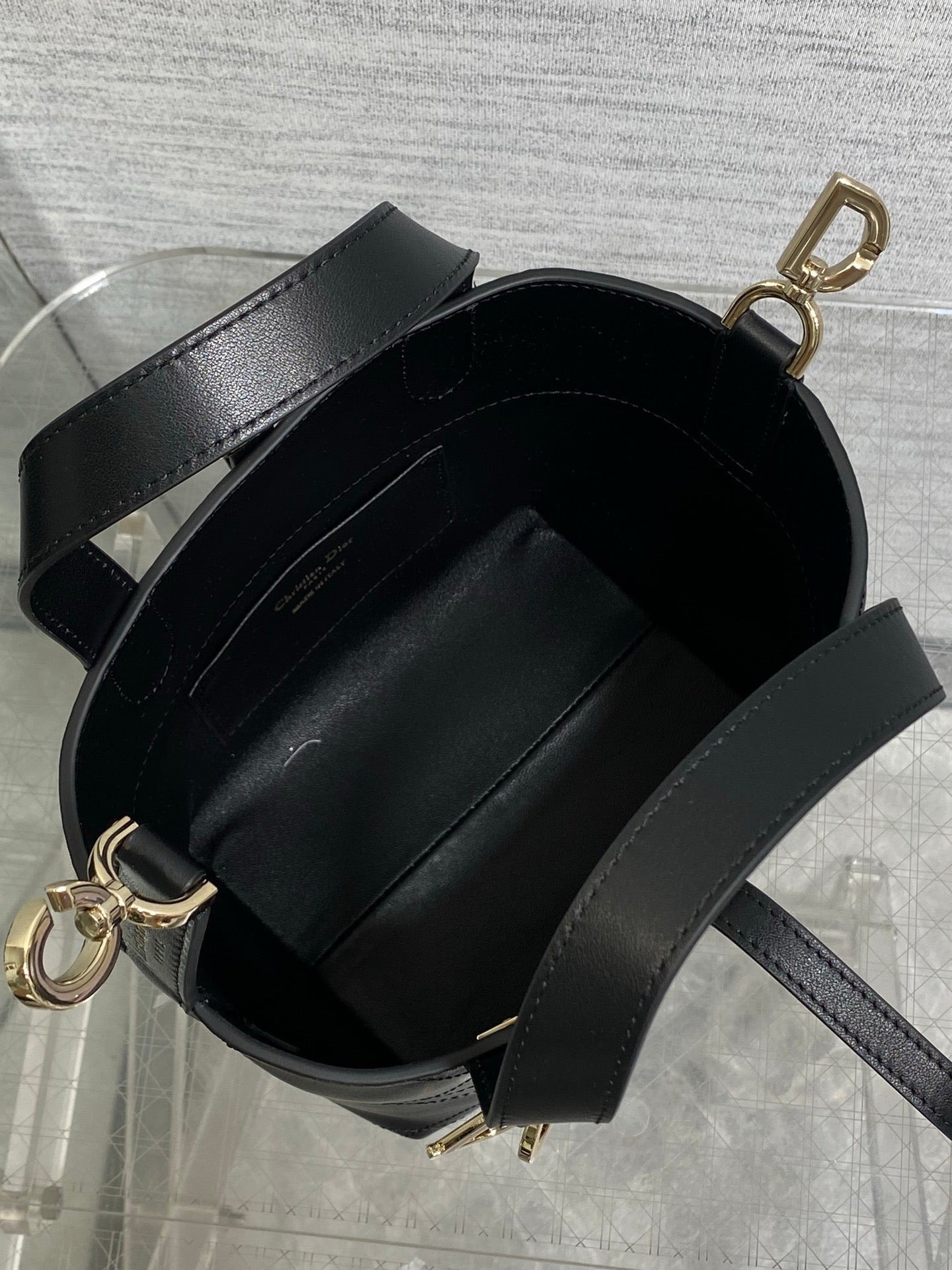 Small Dior Toujours Vertical Tote Bag – Black Flat Macrocannage Calfskin – M2835 - Default Title - View 9