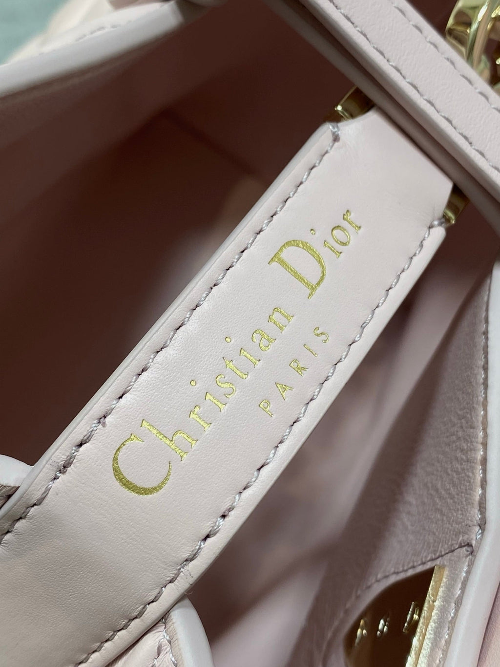 Small Dior Toujours Vertical Tote Bag – Pink Macrocannage Calfskin – M2835 - Default Title - View 6