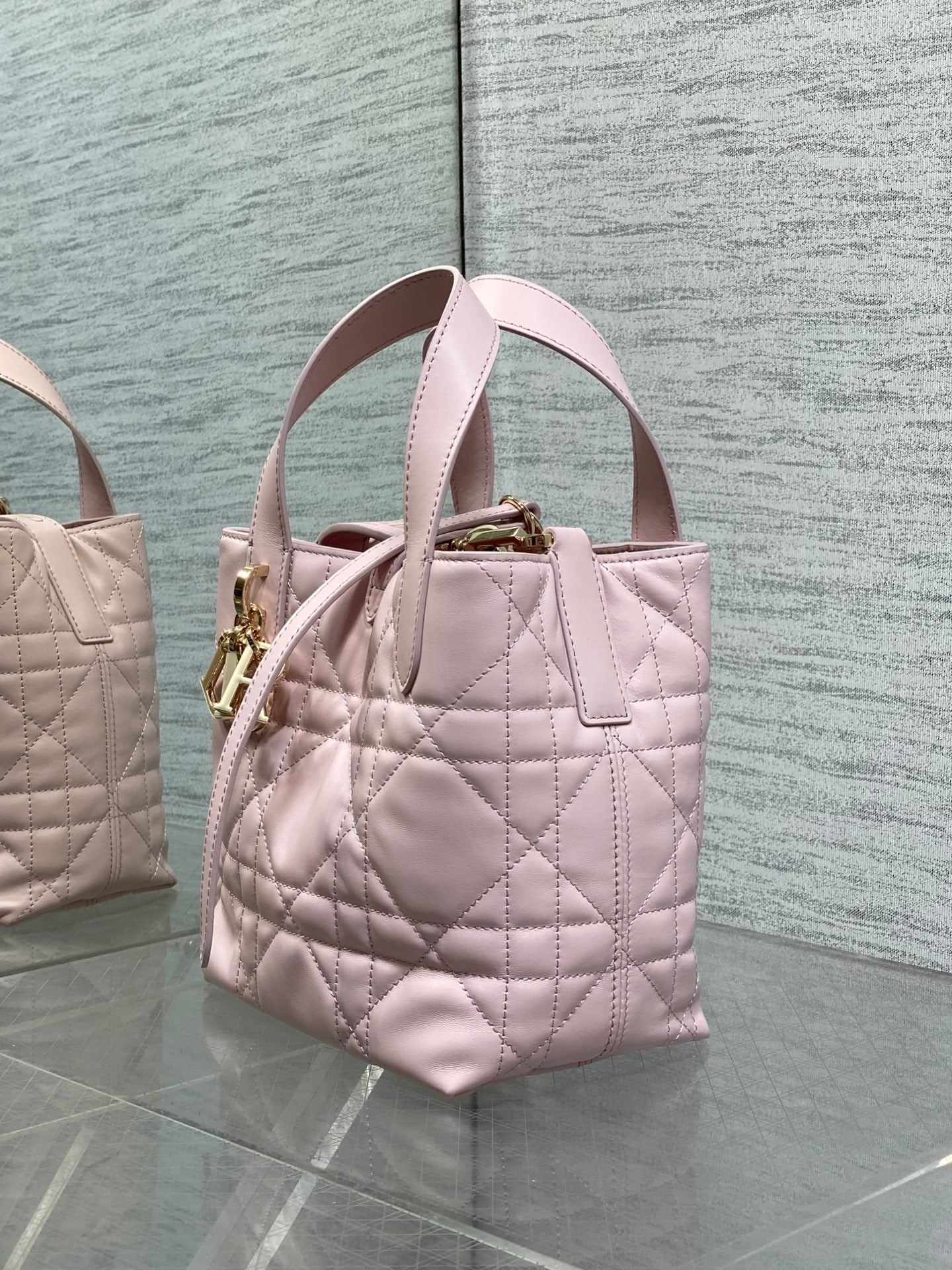 Small Dior Toujours Vertical Tote Bag – Pink Macrocannage Calfskin – M2835 - Default Title - View 7