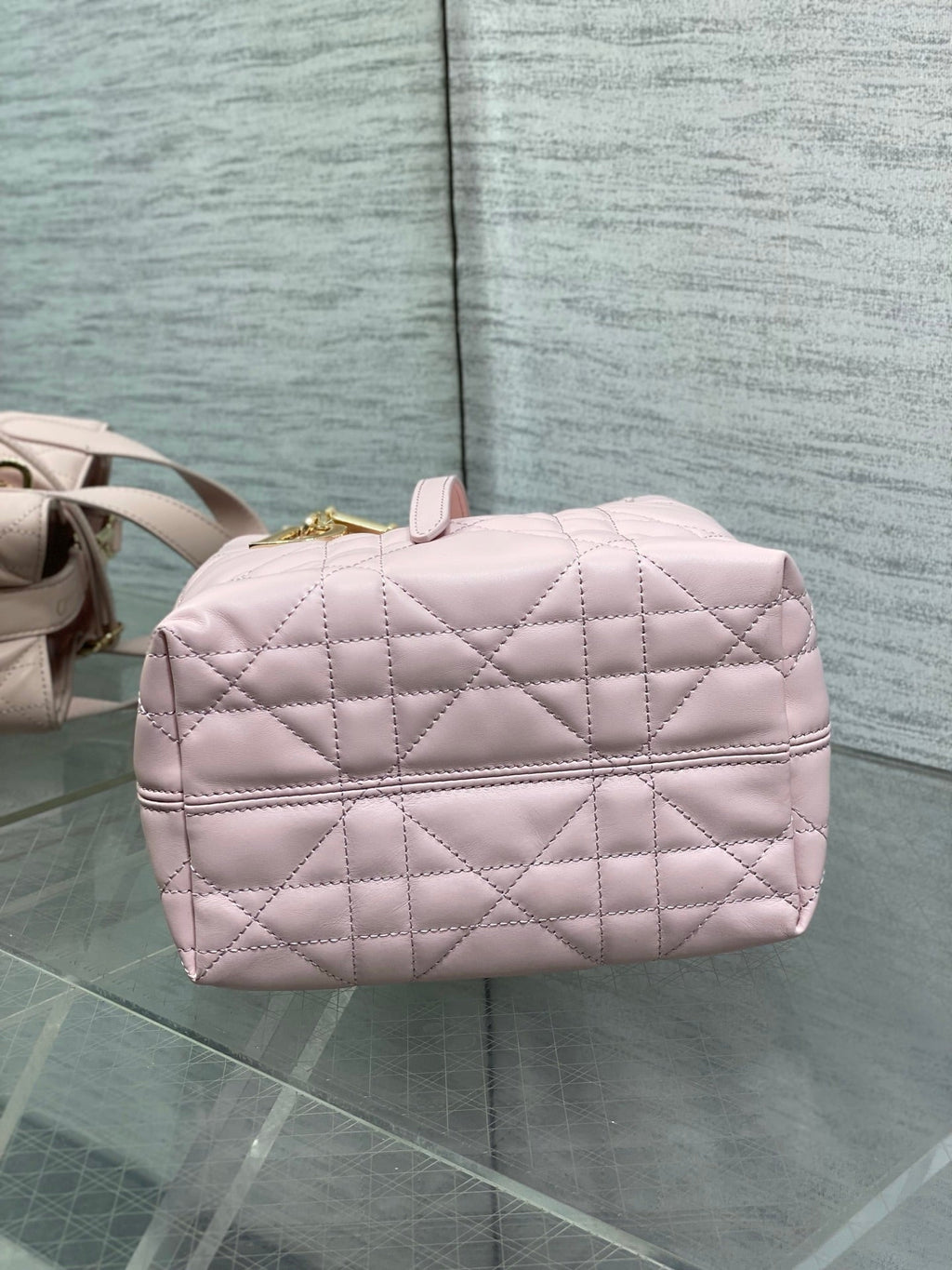 Small Dior Toujours Vertical Tote Bag – Pink Macrocannage Calfskin – M2835 - Default Title - View 8