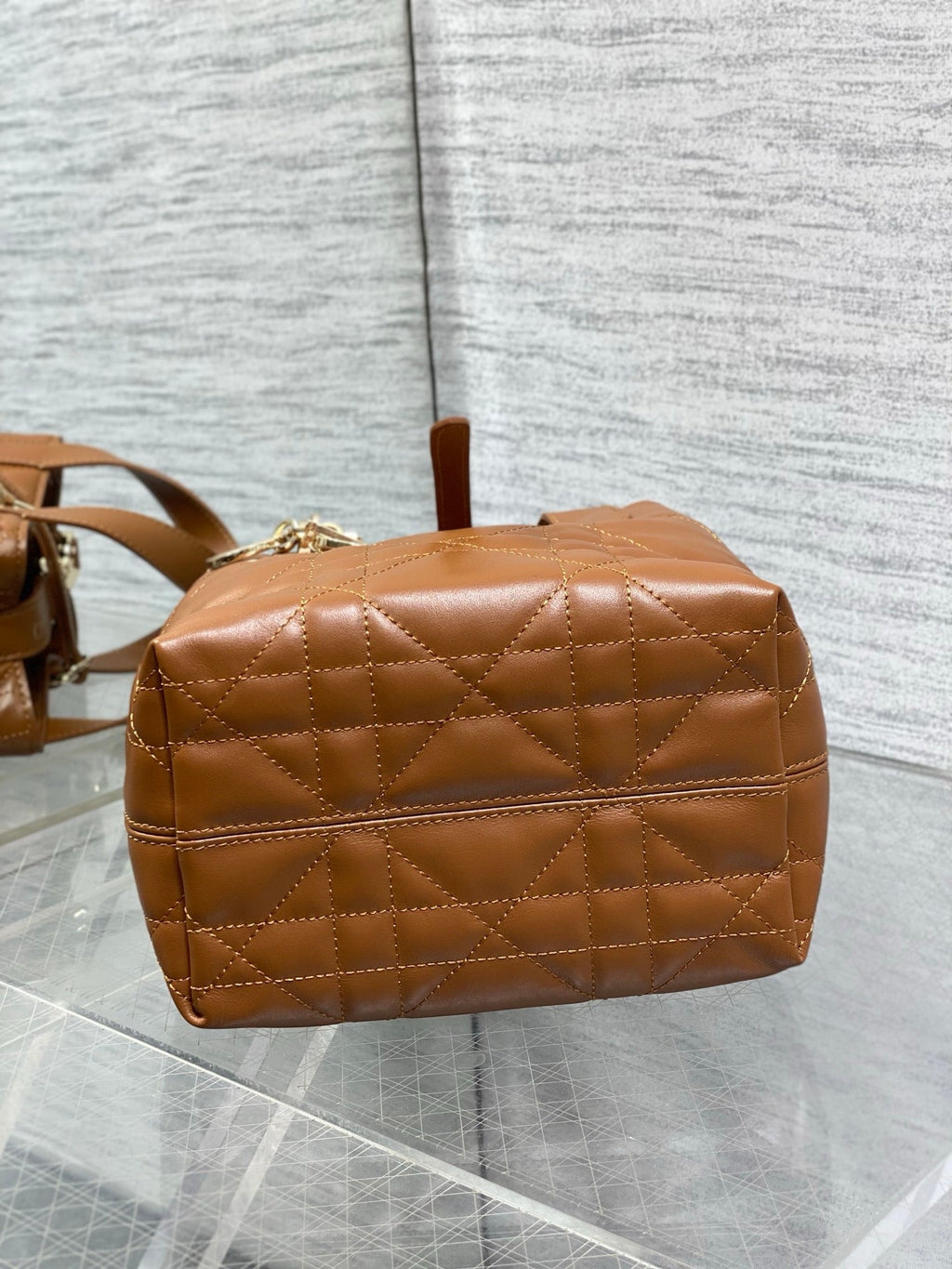 Small Dior Toujours Vertical Tote Bag – Brown Macrocannage Calfskin – M2835 - Default Title - View 8