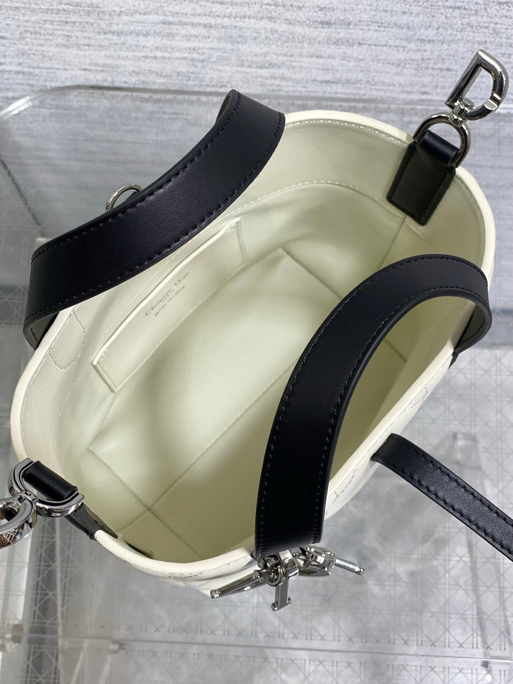 Small Dior Toujours Vertical Tote Bag - Latte and Black Macrocannage Calfskin – M2835 - Default Title - View 9