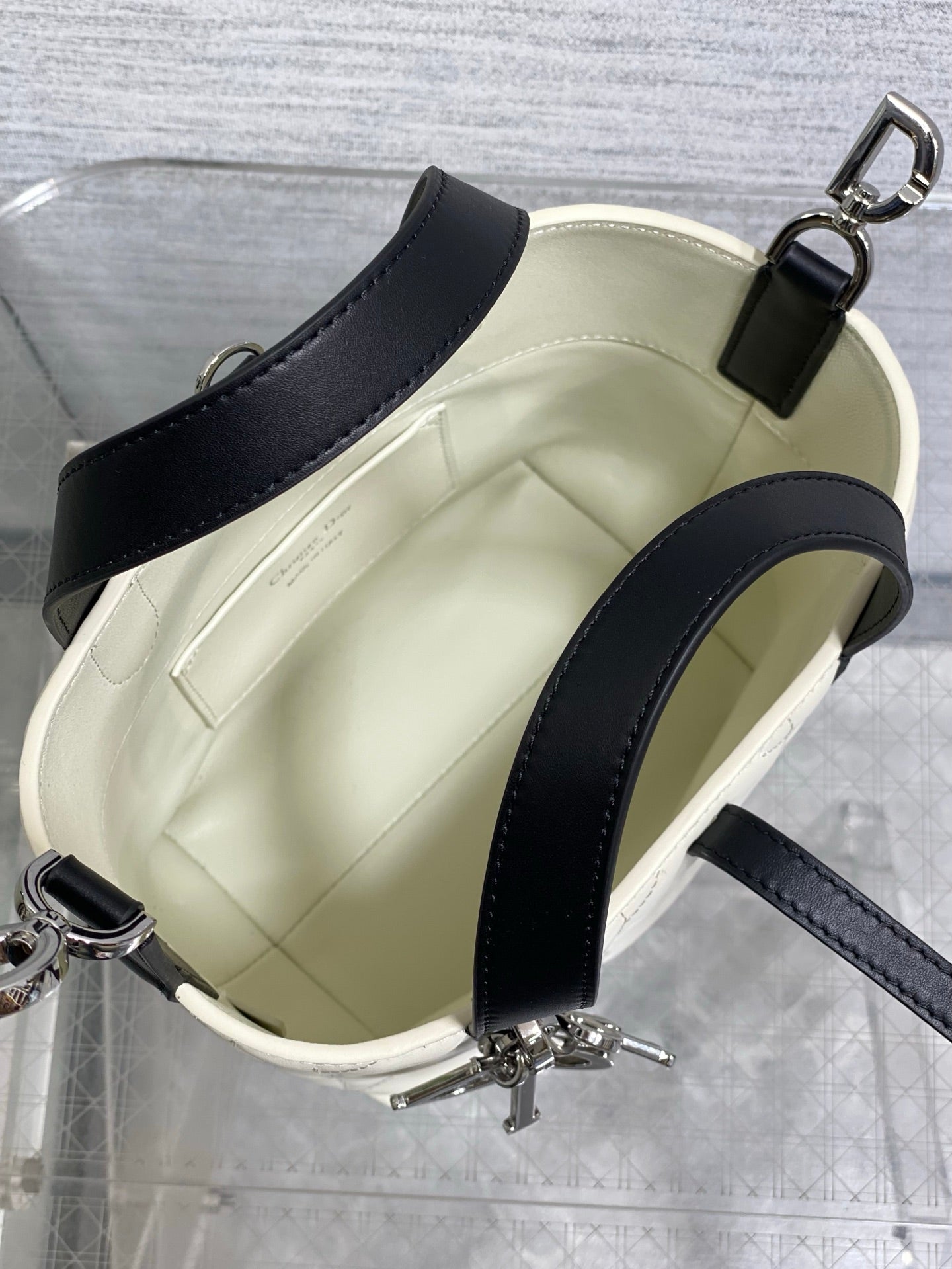 Small Dior Toujours Vertical Tote Bag - Latte and Black Macrocannage Calfskin – M2835 - Default Title - View 9