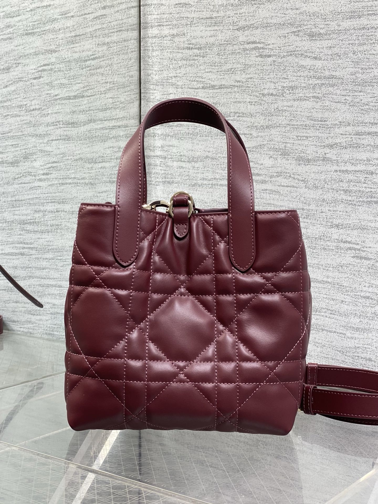Small Dior Toujours Vertical Tote Bag – Red Macrocannage Calfskin – M2835 - Default Title - View 5