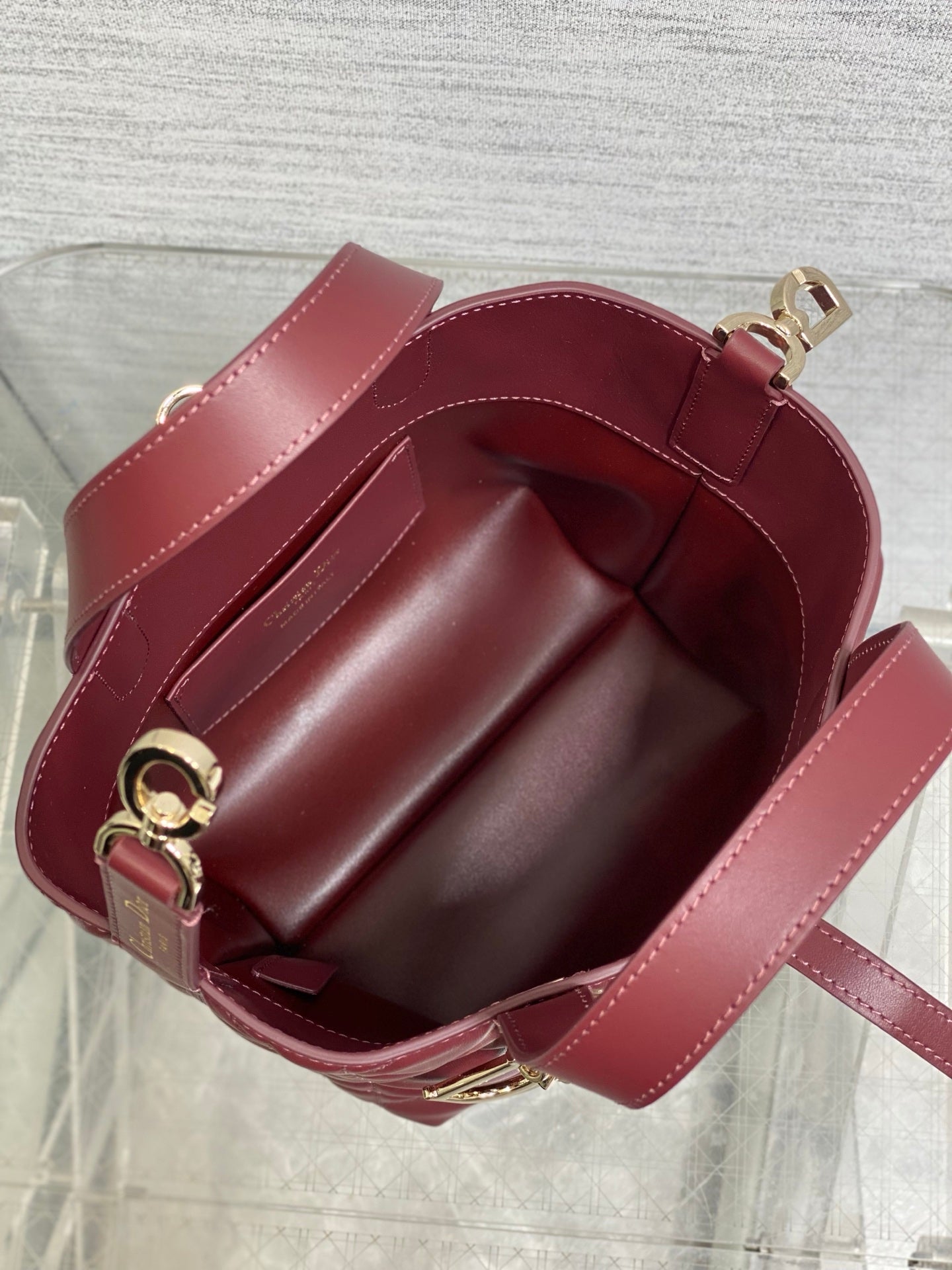 Small Dior Toujours Vertical Tote Bag – Red Macrocannage Calfskin – M2835 - Default Title - View 9