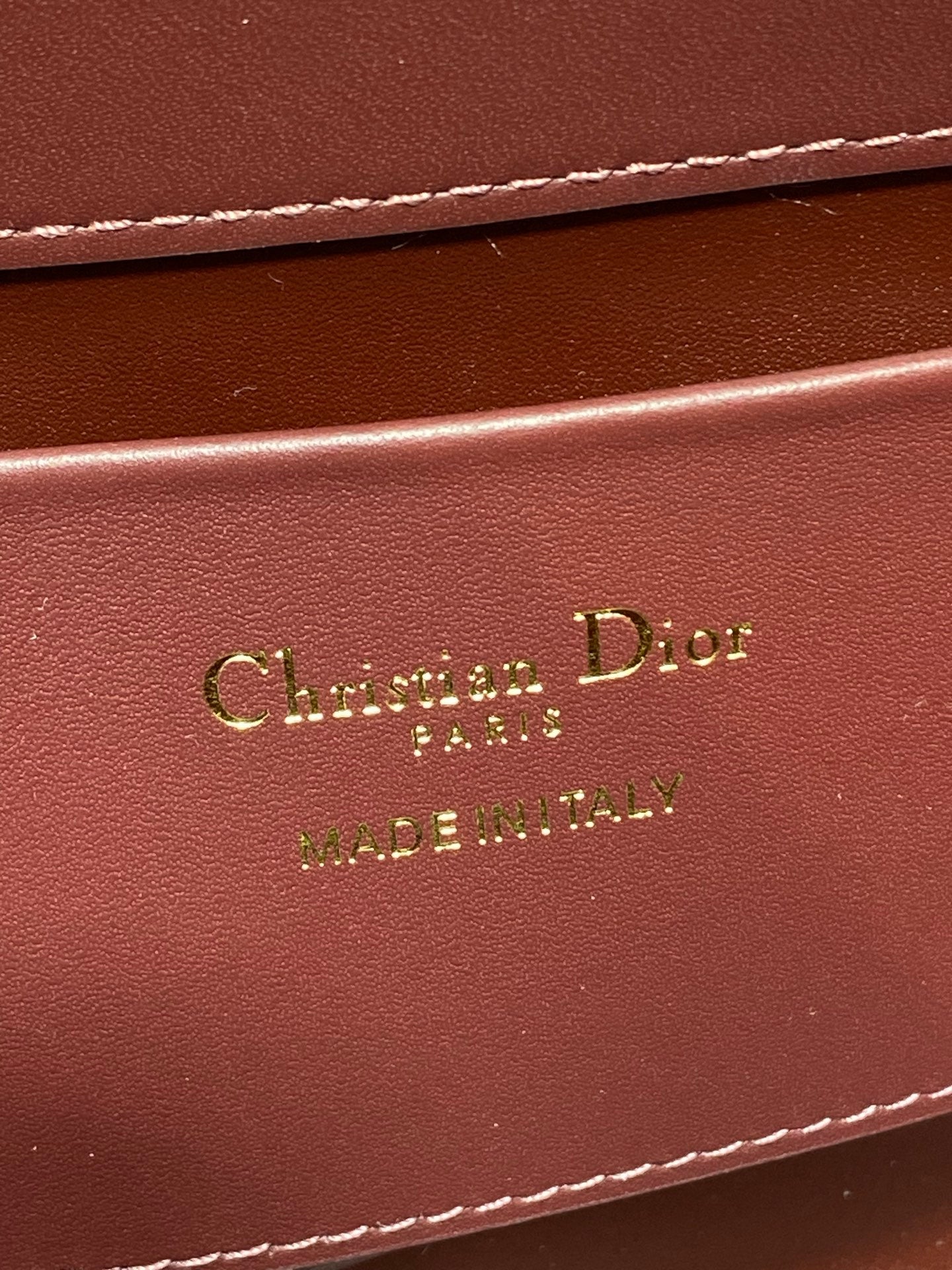 Small Dior Toujours Vertical Tote Bag – Red Macrocannage Calfskin – M2835 - Default Title - View 10