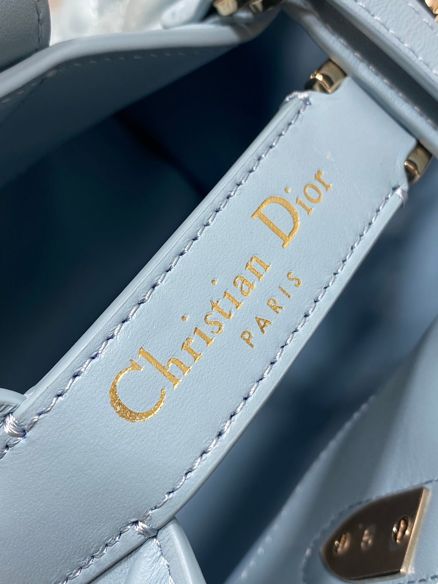 Small Dior Toujours Vertical Tote Bag – Sky Blue Macrocannage Calfskin – M2835 - Default Title - View 6