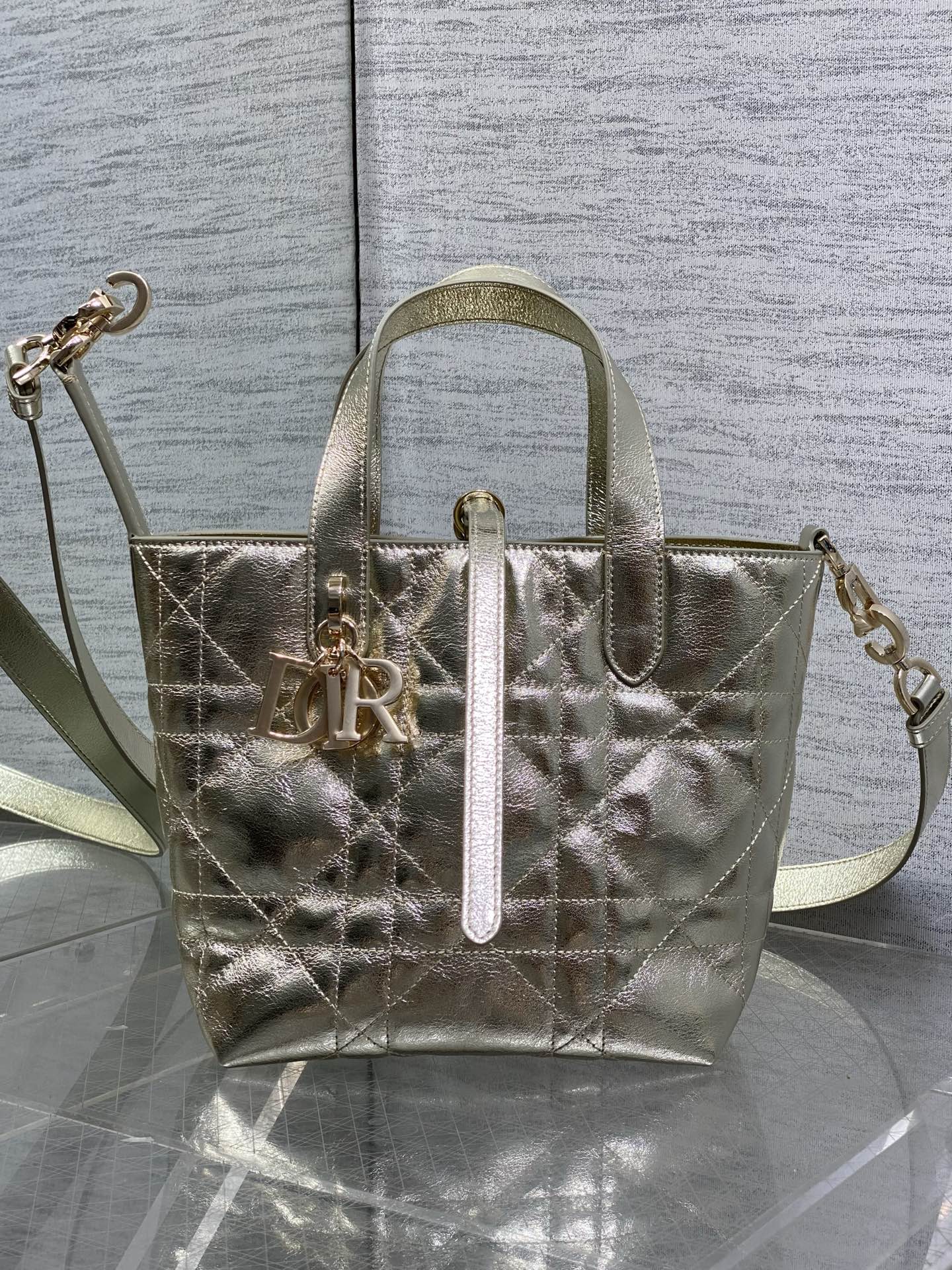 Small Dior Toujours Vertical Tote Bag – Gold Macrocannage Calfskin – M2835 - Default Title - View 2