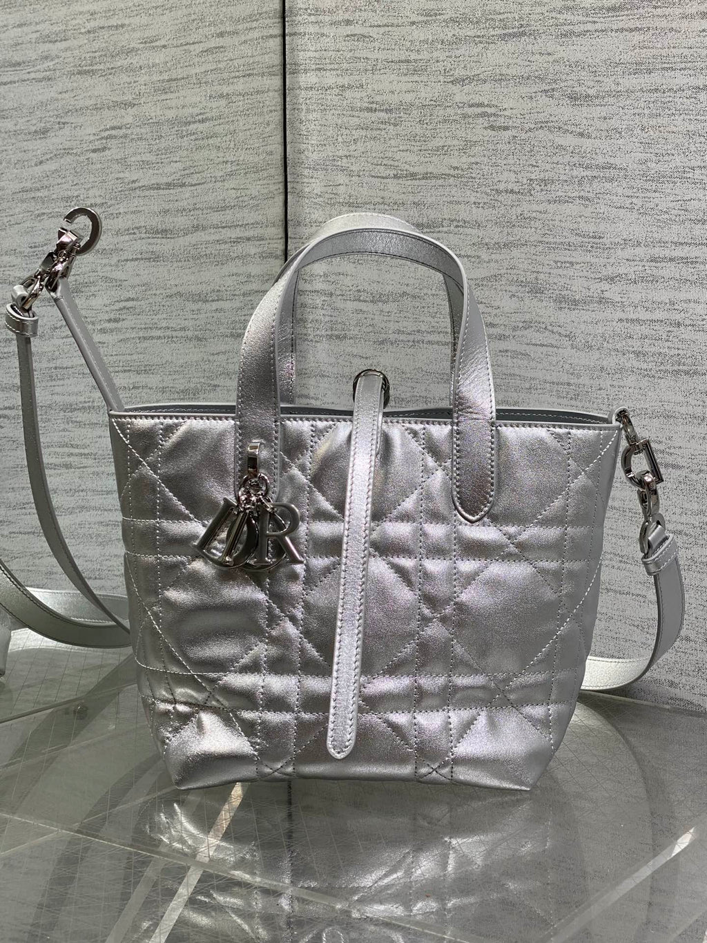 Small Dior Toujours Vertical Tote Bag – Silver Macrocannage Calfskin – M2835 - Default Title - View 2