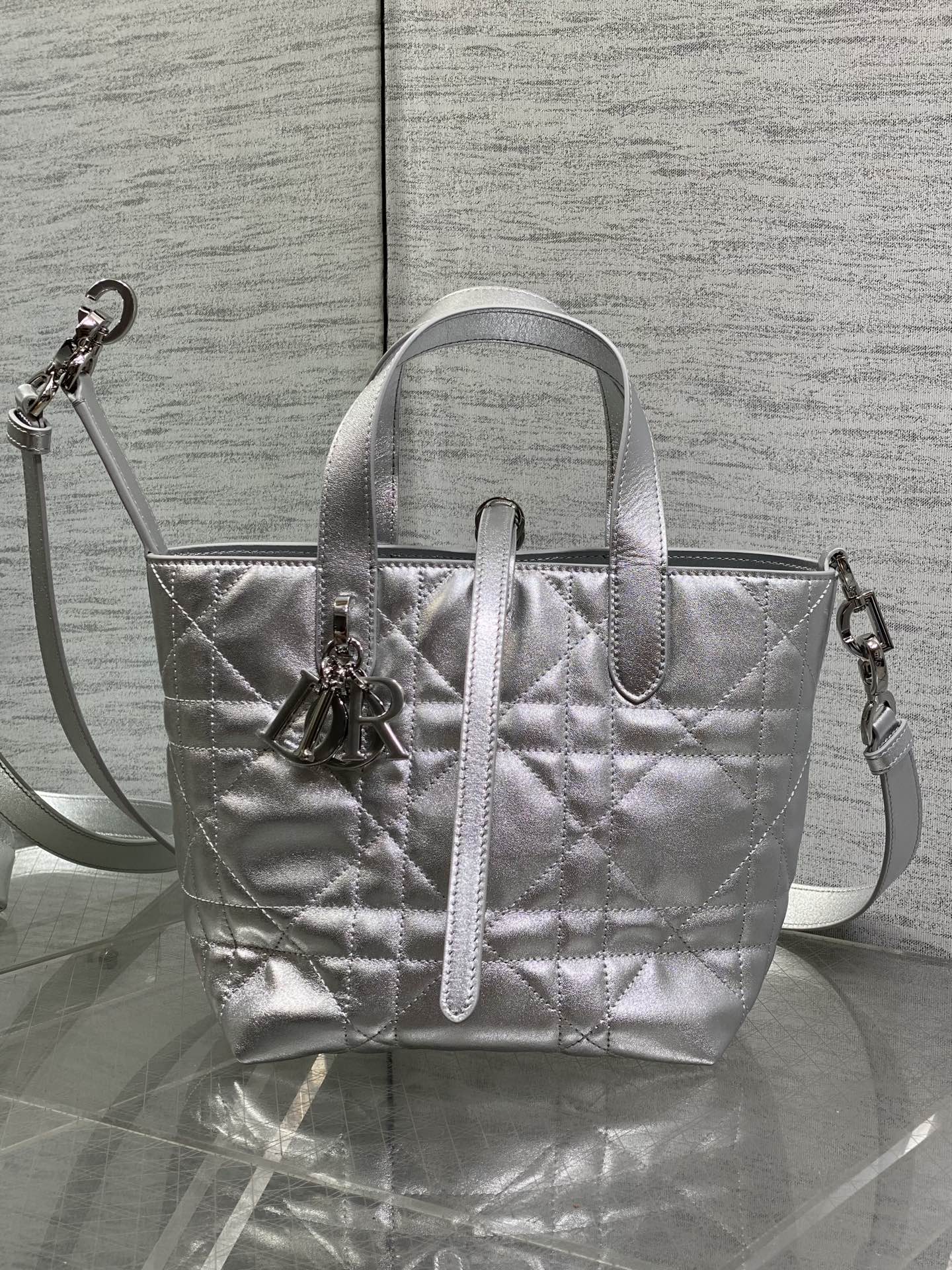 Small Dior Toujours Vertical Tote Bag – Silver Macrocannage Calfskin – M2835 - Default Title - View 2