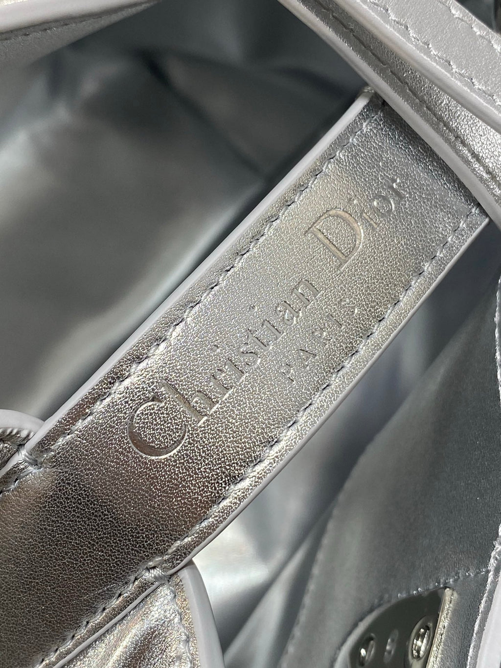 Small Dior Toujours Vertical Tote Bag – Silver Macrocannage Calfskin – M2835 - Default Title - View 6