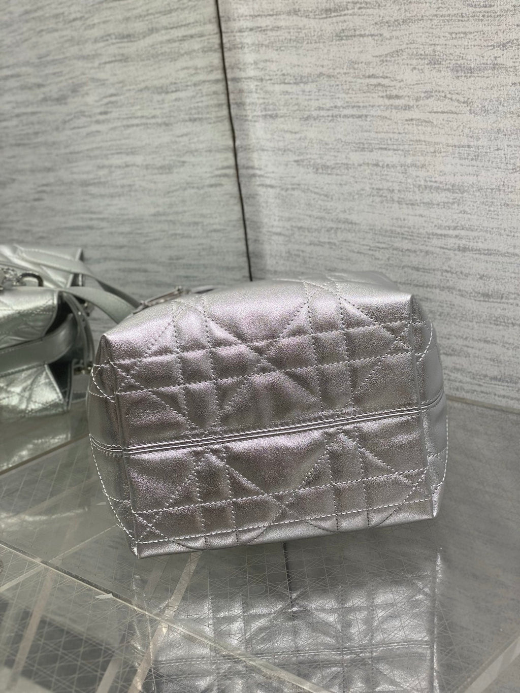 Small Dior Toujours Vertical Tote Bag – Silver Macrocannage Calfskin – M2835 - Default Title - View 8