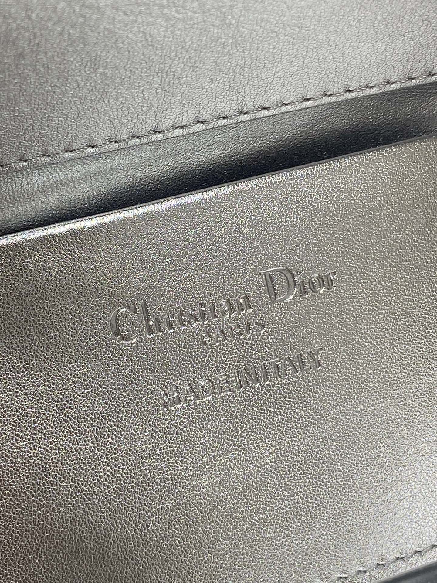 Small Dior Toujours Vertical Tote Bag – Silver Macrocannage Calfskin – M2835 - Default Title - View 10