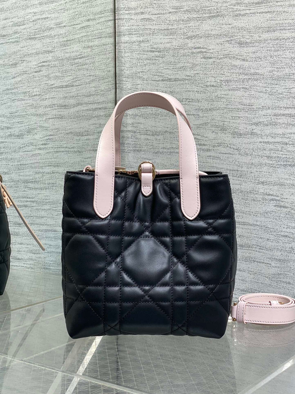 Small Dior Toujours Vertical Tote Bag - Black Pink Macrocannage Calfskin – M2835 - Default Title - View 5