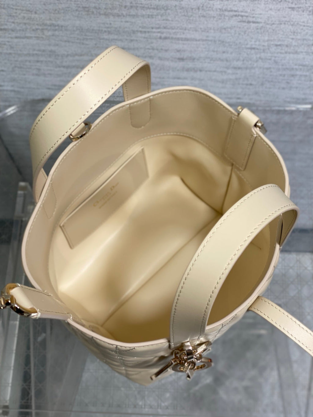 Macrocannage Calfskin Small Dior Toujours Vertical Tote – M2835 – Apricot - Default Title - View 9