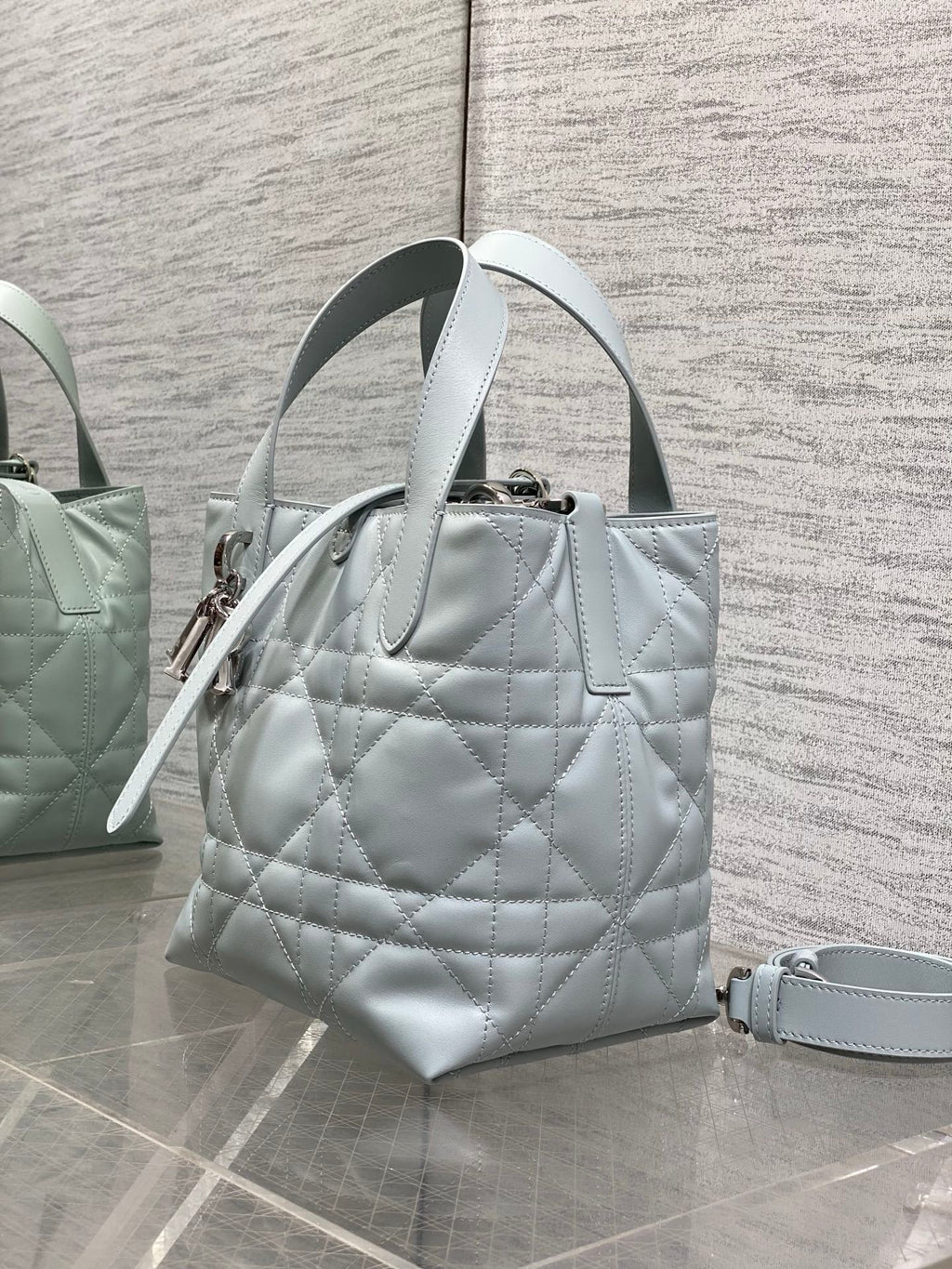 Dior Toujours – Small – Vertical Tote – Macrocannage Calfskin – Blue – M2835 - Default Title - View 7