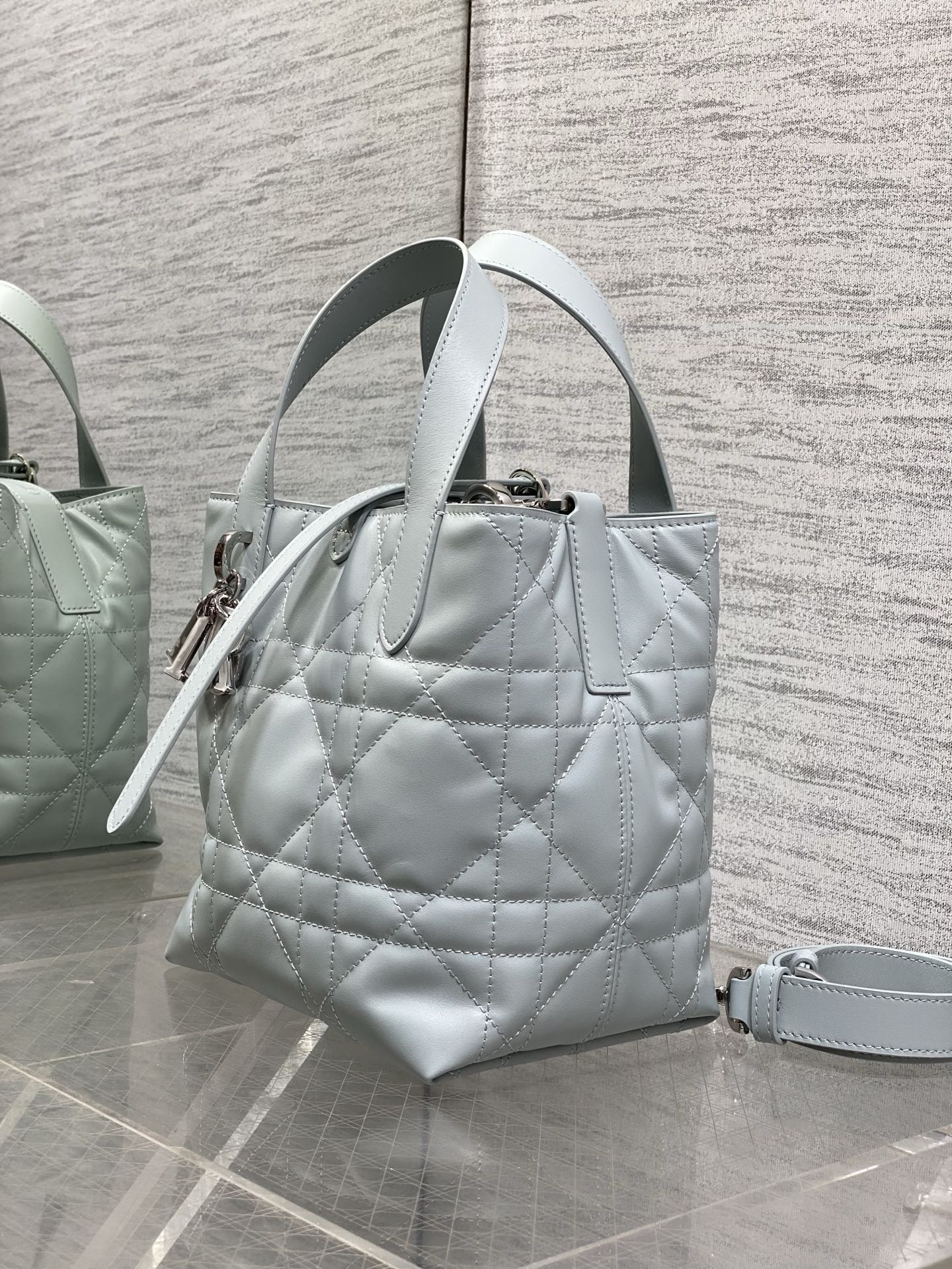 Dior Toujours – Small – Vertical Tote – Macrocannage Calfskin – Blue – M2835 - Default Title - View 7