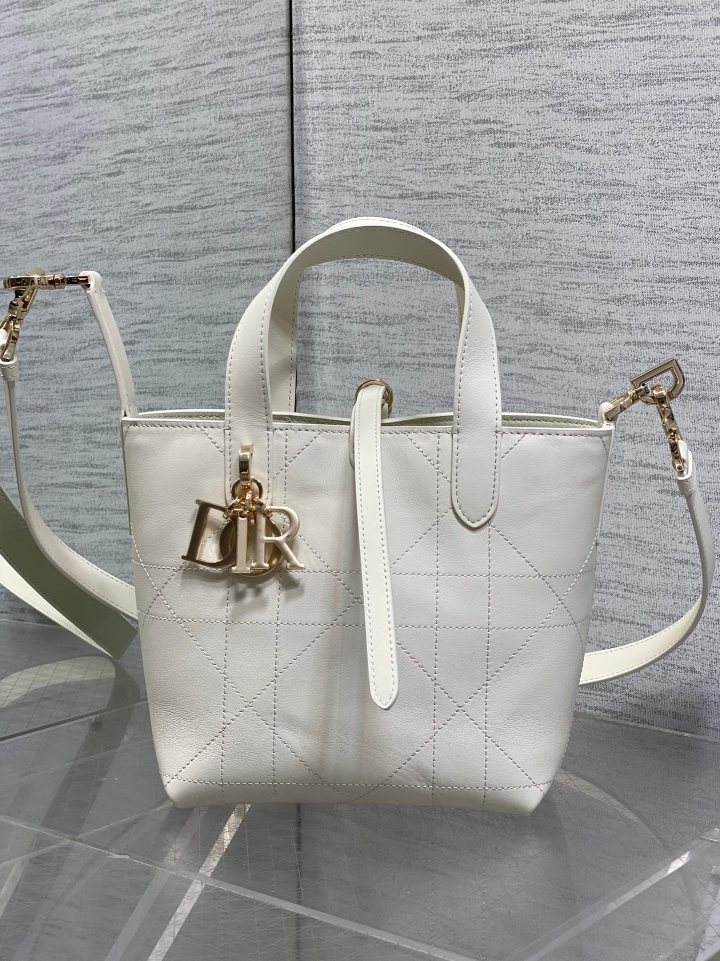 Small Dior Toujours Vertical Tote Bag – Latte Flat Macrocannage Calfskin – M2835 - Default Title - View 2