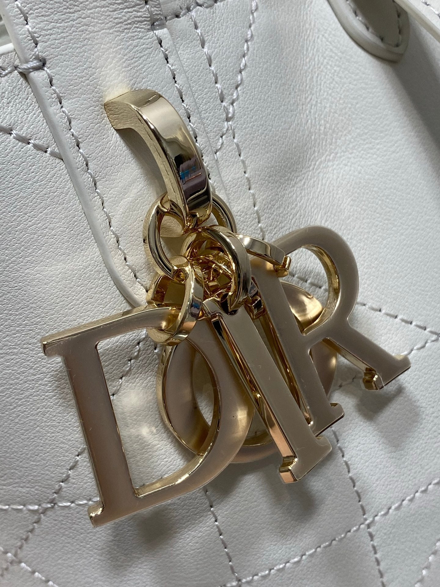 Small Dior Toujours Vertical Tote Bag – Latte Flat Macrocannage Calfskin – M2835 - Default Title - View 4