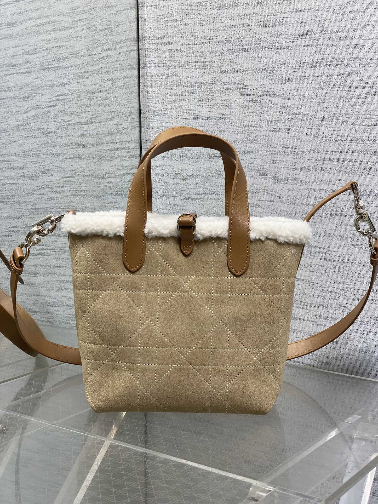 Small Dior Toujours Vertical Tote Bag – Beige Suede & Wool – M2835 - Default Title - View 7