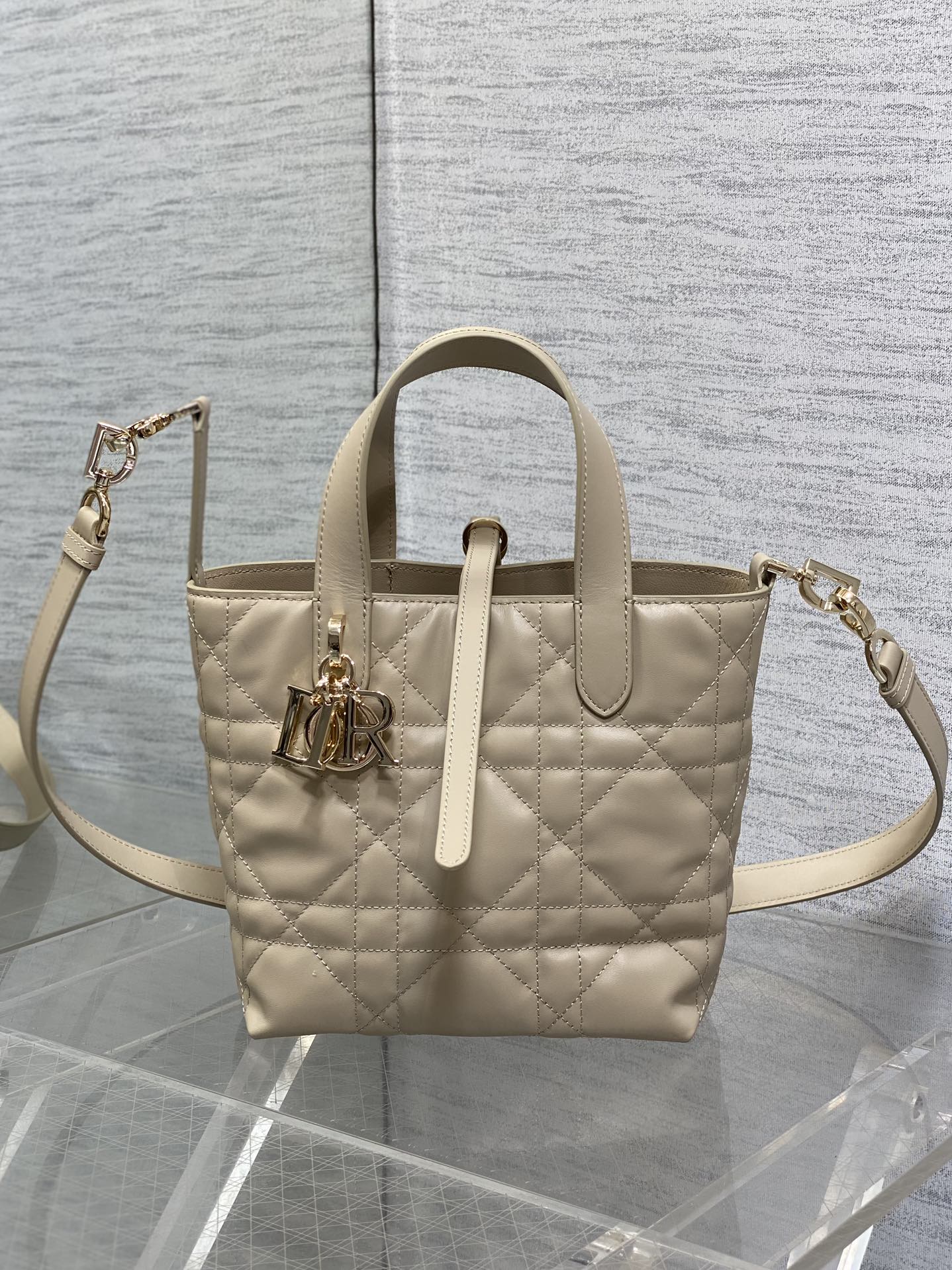 Small Dior Toujours Vertical Tote Bag – Dark Beige Macrocannage Calfskin – M2835 - Default Title - View 3