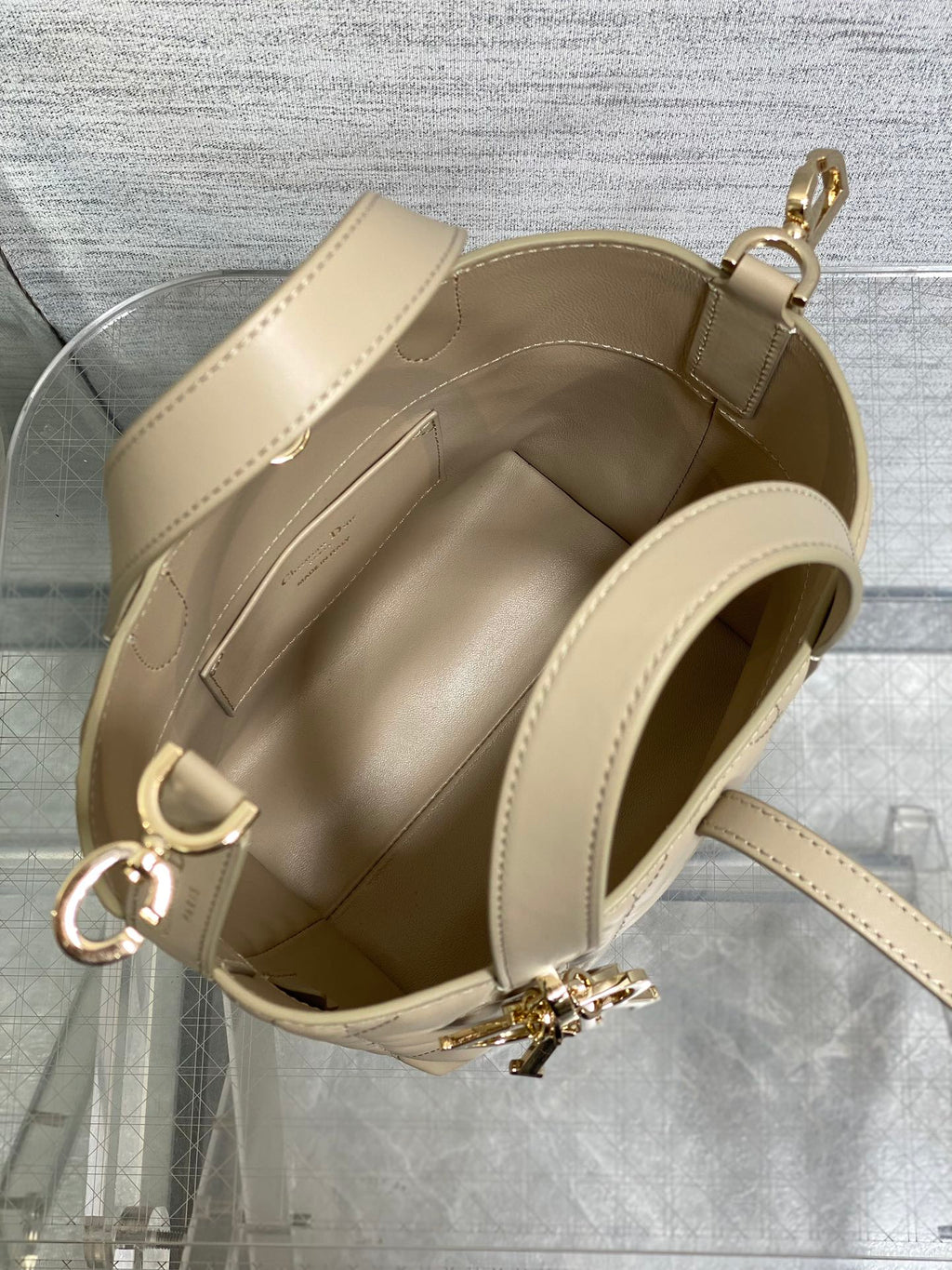 Small Dior Toujours Vertical Tote Bag – Dark Beige Macrocannage Calfskin – M2835 - Default Title - View 9