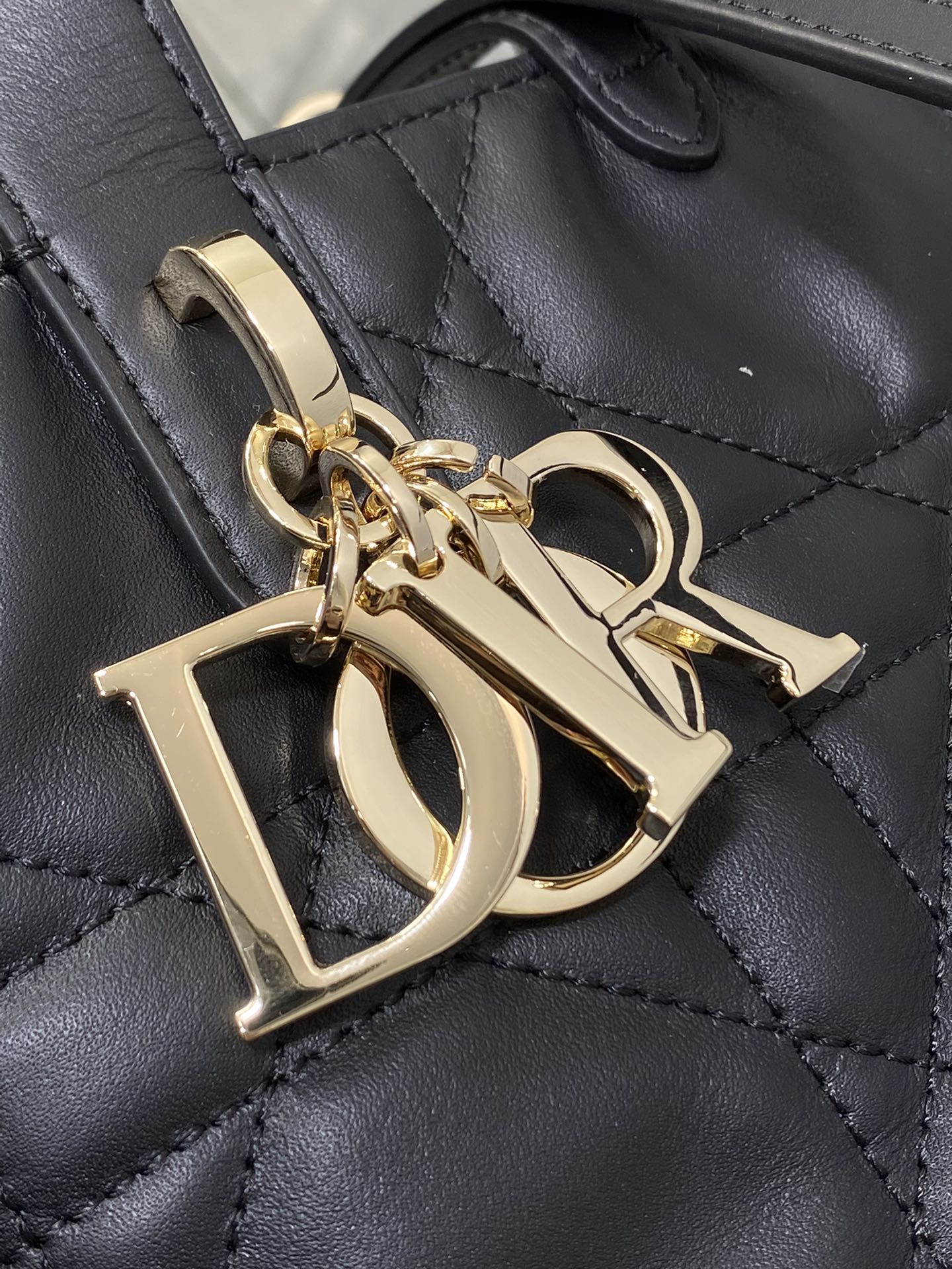 Small Dior Toujours Vertical Tote Bag - M2835 - Black Macrocannage Calfskin - Default Title - View 5
