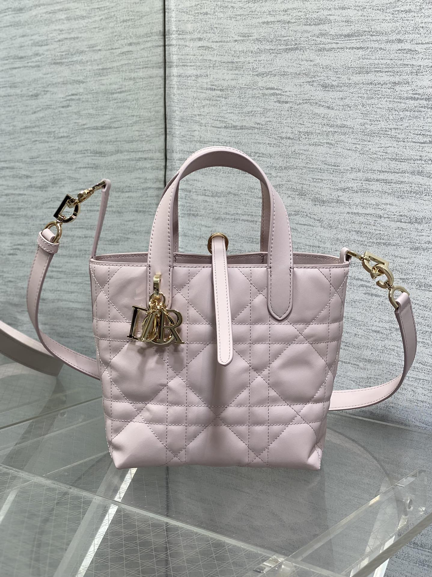 Small Dior Toujours Vertical Tote Bag – M2835 - Pink Macrocannage Calfskin - Default Title - View 3