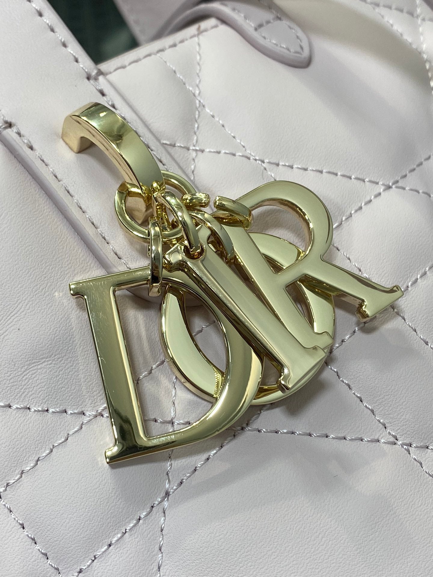 Small Dior Toujours Vertical Tote Bag – M2835 - Pink Macrocannage Calfskin - Default Title - View 4