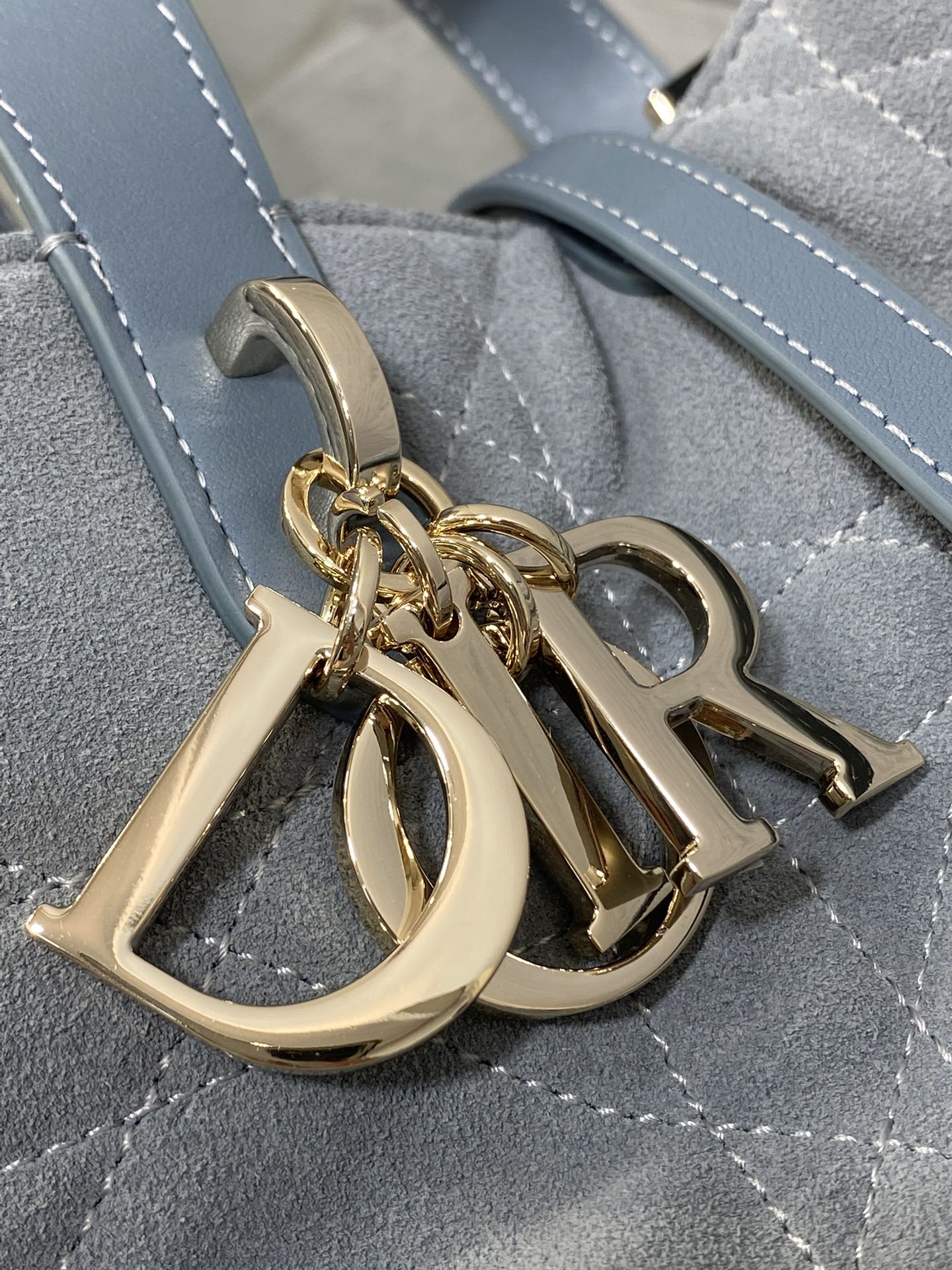 Small Dior Toujours Vertical Tote Bag – Gray Suede – M2835 - Default Title - View 4