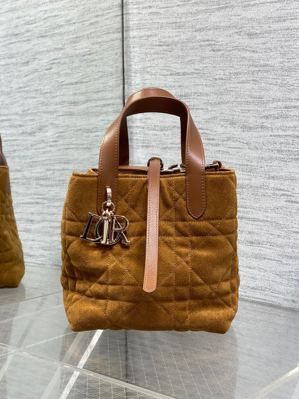 Small Dior Toujours Vertical Tote Bag – Brown Suede – M2835 - Default Title - View 3